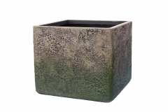 129 Polirezin saksije i žardinjere